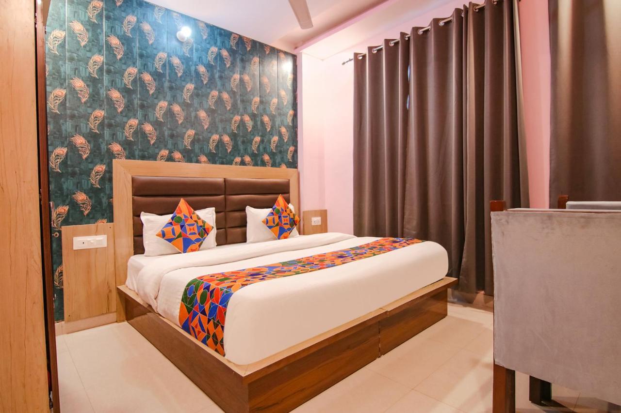 Hotel Kaanha Residency Inn By Shree Krishna Hospitality ริชิเคช ภายนอก รูปภาพ