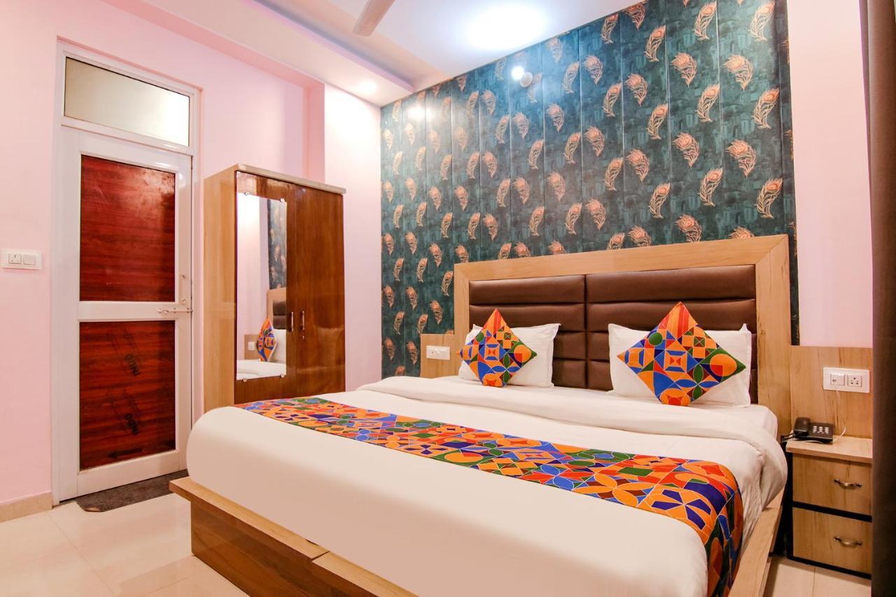 Hotel Kaanha Residency Inn By Shree Krishna Hospitality ริชิเคช ภายนอก รูปภาพ