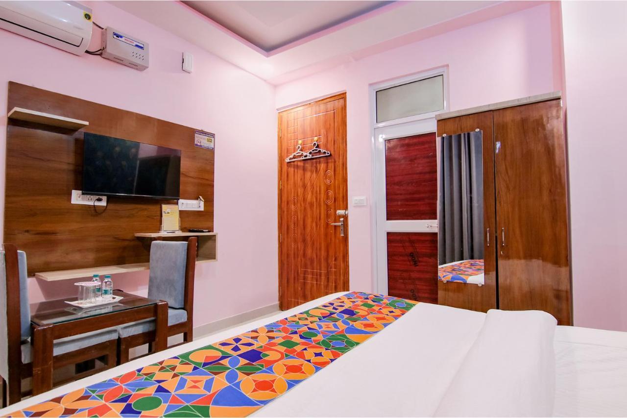 Hotel Kaanha Residency Inn By Shree Krishna Hospitality ริชิเคช ภายนอก รูปภาพ