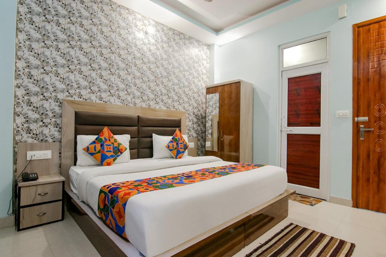 Hotel Kaanha Residency Inn By Shree Krishna Hospitality ริชิเคช ภายนอก รูปภาพ